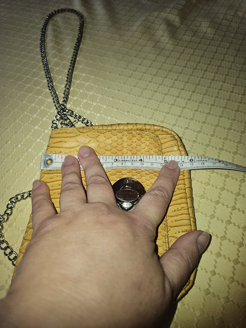 Source Unknown Yellow Textured Crossbody with Silver Chain - Picture 9 of 14